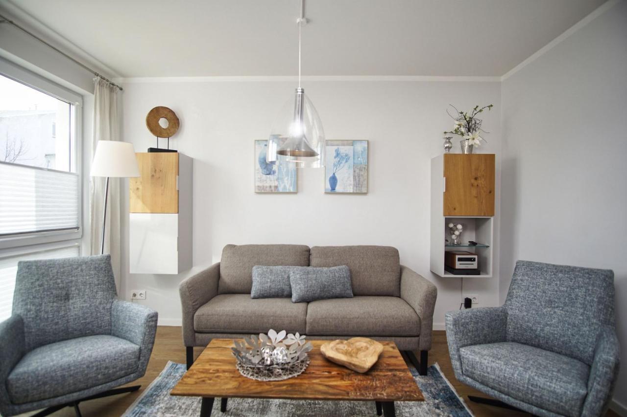 Zentrale Fewo Mit Terrasse, Gratis Nutzung Vom Ahoi Erlebnisbad Und Sauna In Sellin - Villa Anni Fewo 02 Goehren  Buitenkant foto